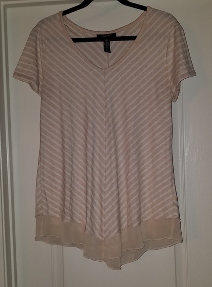 Style & Co. Tops - Style & co beautiful top
